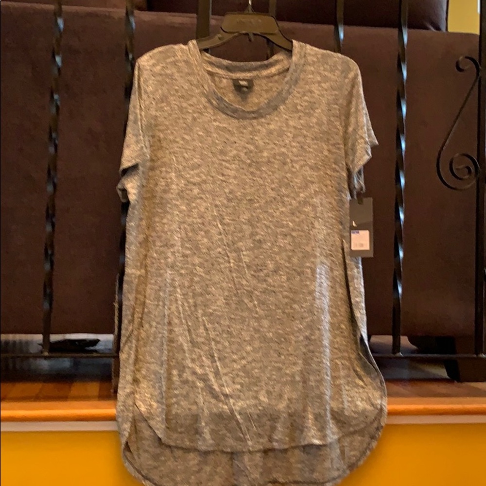 Hi low tee shirt.